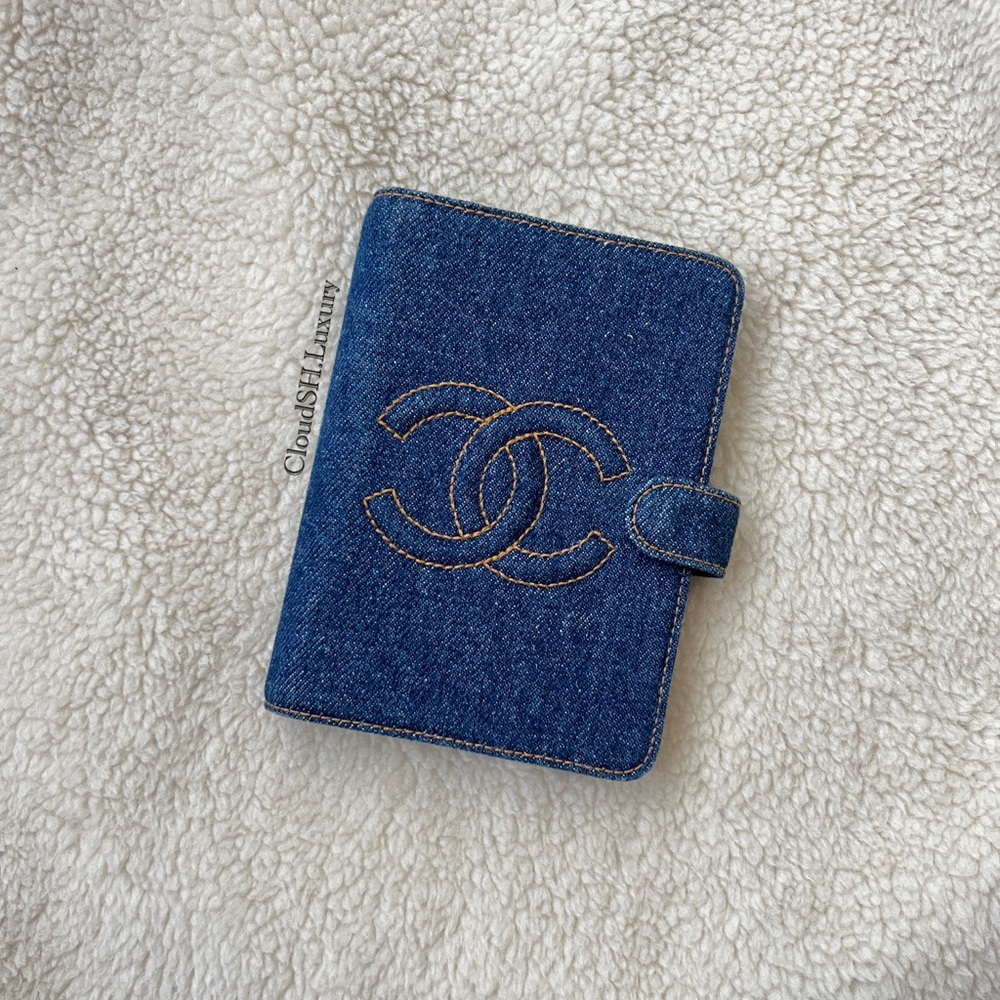 Auth Chanel CC Logo Denim PM Agenda Cover / Passport Holder  - Rare